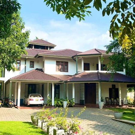 Golden Residence Anuradhapura Εξωτερικό φωτογραφία