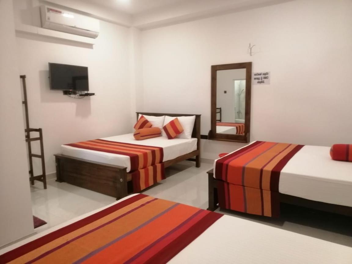 Golden Residence Anuradhapura Εξωτερικό φωτογραφία