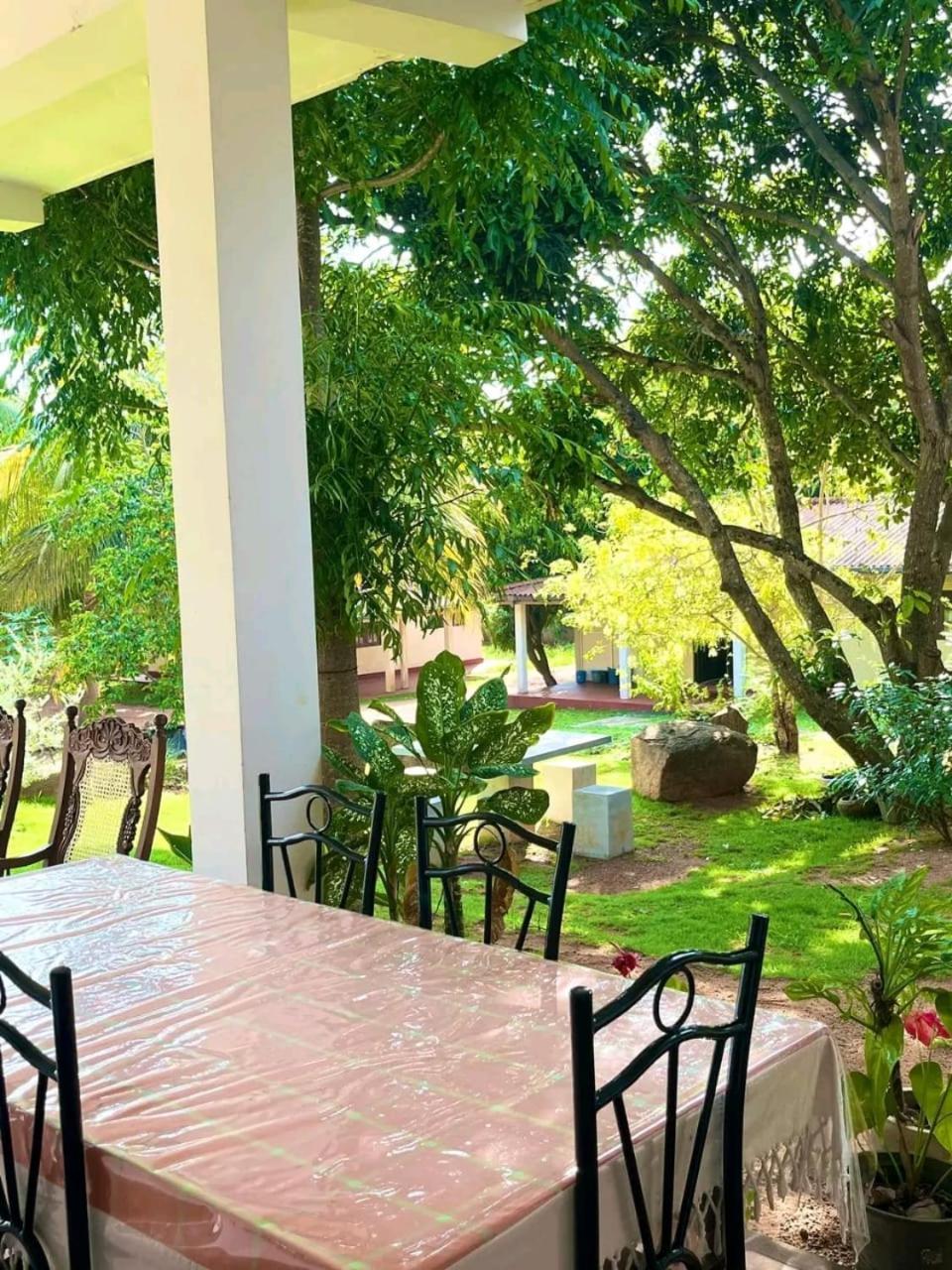 Golden Residence Anuradhapura Εξωτερικό φωτογραφία