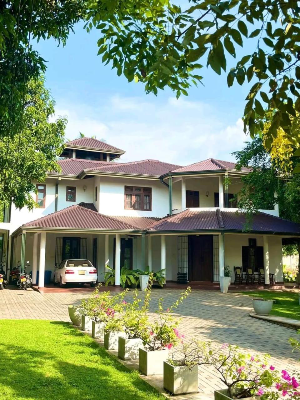 Golden Residence Anuradhapura Εξωτερικό φωτογραφία
